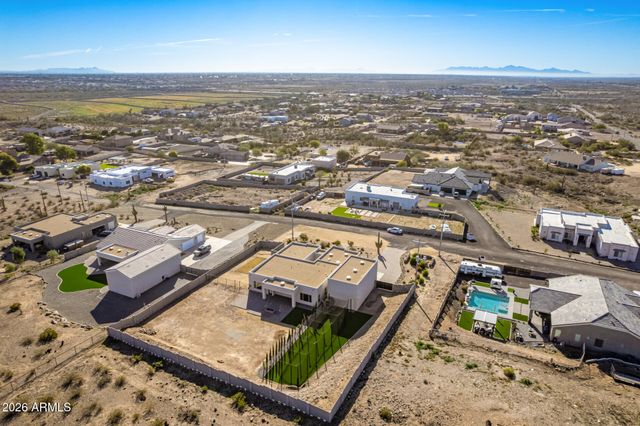 11416 W TETHER Trail, Peoria, AZ 85383