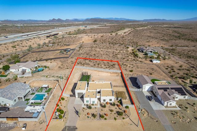 11416 W TETHER Trail, Peoria, AZ 85383