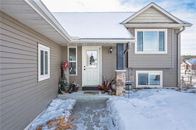 17415 99th Avenue, Chippewa Falls, WI 54729