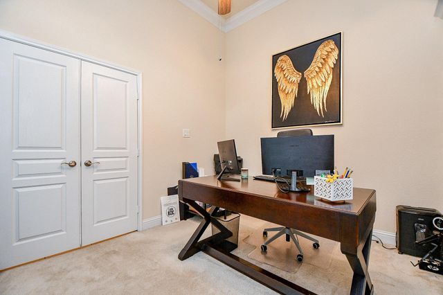 66 N Swanwick Place, Tomball, TX 77375