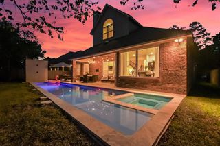 66 N Swanwick Place, Tomball, TX 77375