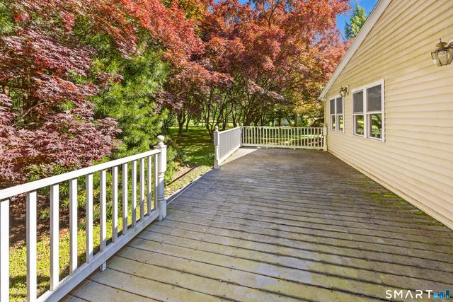 205 Mountain Road, Cheshire, CT 06410