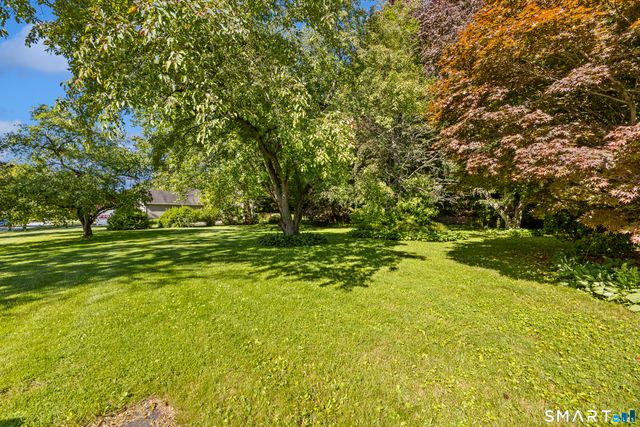 205 Mountain Road, Cheshire, CT 06410