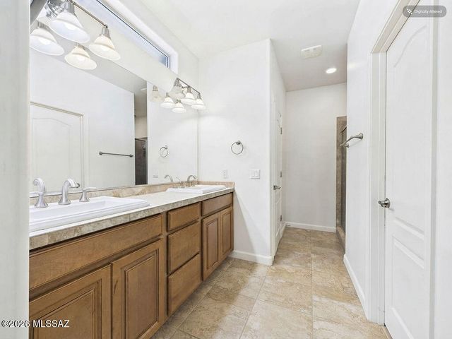 12911 N Shell Traders Court, Oro Valley, AZ 85755