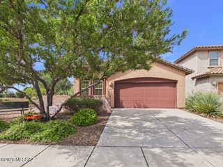 12911 N Shell Traders Court, Oro Valley, AZ 85755