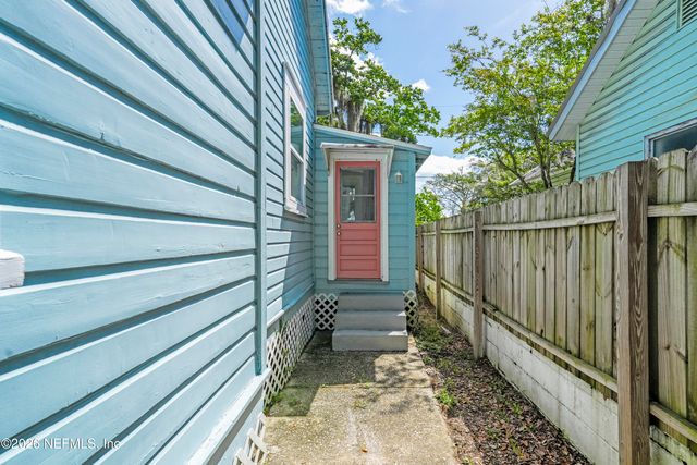 2 CLARK Street, St. Augustine, FL 32084