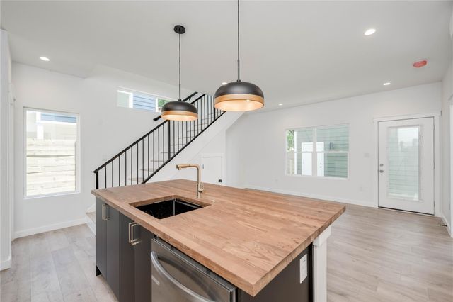 1315 Clearfield DR 2, Austin, TX 78758