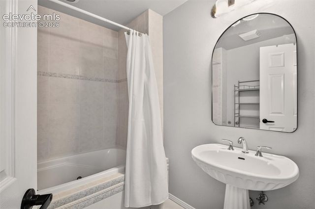 17320 Leggins Way, Monument, CO 80132