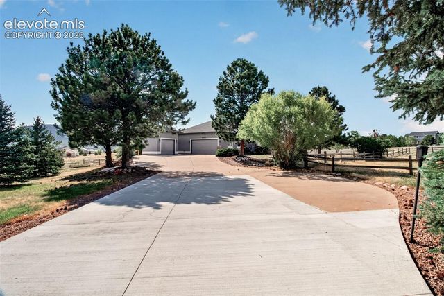 17320 Leggins Way, Monument, CO 80132