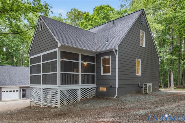 2789 Three Bridge Rd, Powhatan, VA 23139