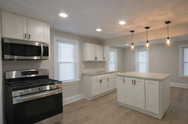 1616 Morton AVENUE, Racine, WI 53403