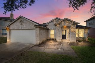 2719 Riverhollow Lane, Sugar Land, TX 77479