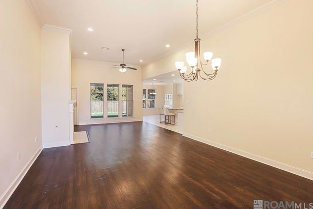 11538 Hideaway St, Denham Springs, LA 70726