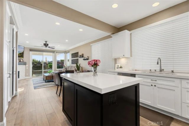 1075 S Matthew Way, Anaheim Hills, CA 92828