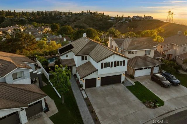 1075 S Matthew Way, Anaheim Hills, CA 92828