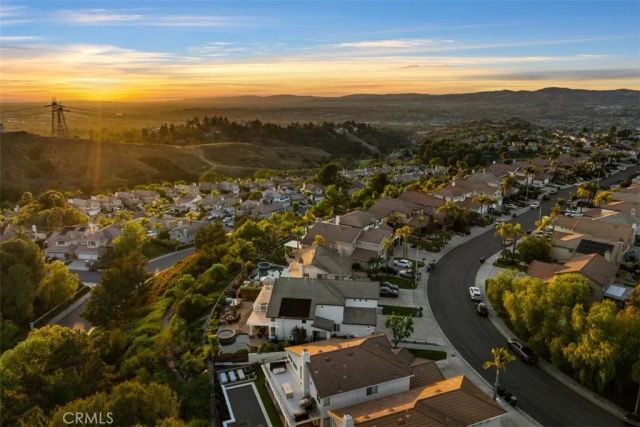 1075 S Matthew Way, Anaheim Hills, CA 92828