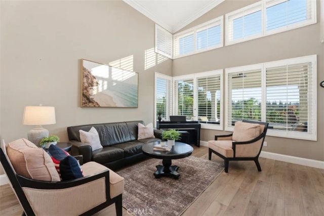 1075 S Matthew Way, Anaheim Hills, CA 92828