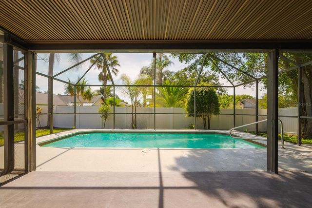 1043 RIDGE VIEW LANE, Palm Harbor, FL 34683