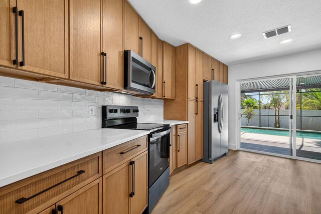 1043 RIDGE VIEW LANE, Palm Harbor, FL 34683