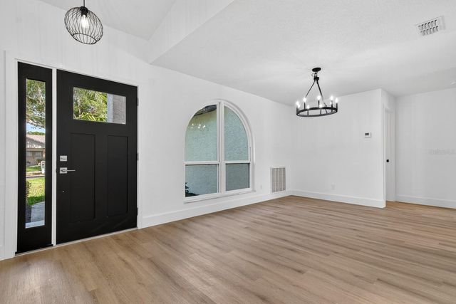 1043 RIDGE VIEW LANE, Palm Harbor, FL 34683