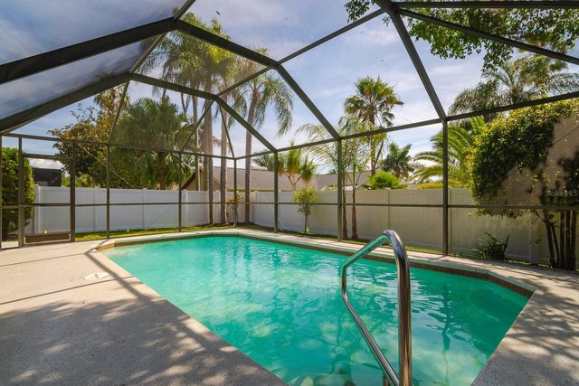 1043 RIDGE VIEW LANE, Palm Harbor, FL 34683