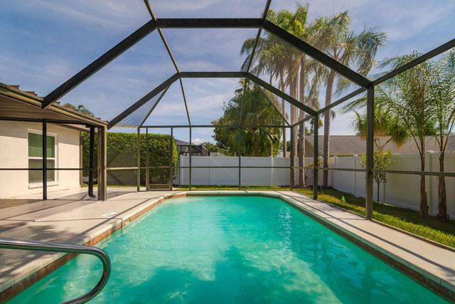 1043 RIDGE VIEW LANE, Palm Harbor, FL 34683