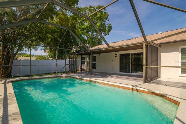 1043 RIDGE VIEW LANE, Palm Harbor, FL 34683