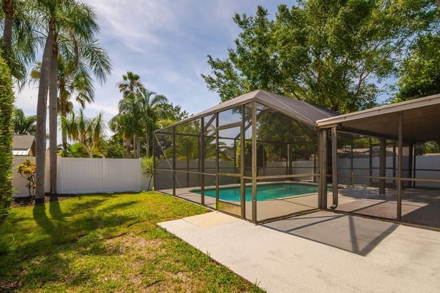 1043 RIDGE VIEW LANE, Palm Harbor, FL 34683