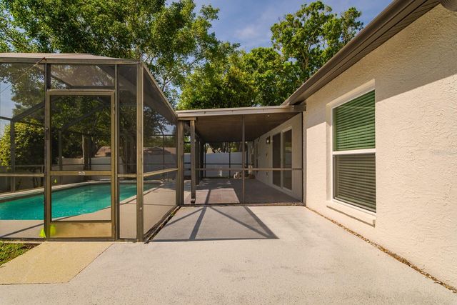 1043 RIDGE VIEW LANE, Palm Harbor, FL 34683
