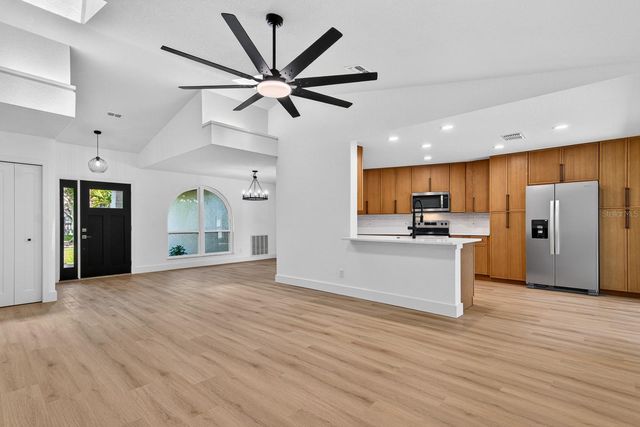 1043 RIDGE VIEW LANE, Palm Harbor, FL 34683