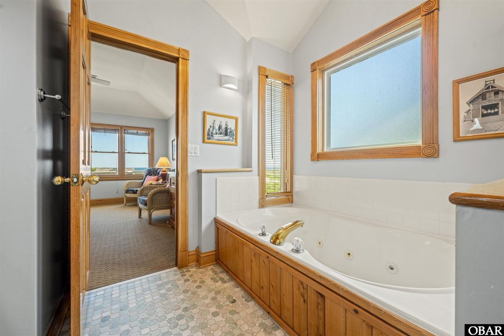 Image 18 of property listing at 5015 S Virginia Dare Trail Lot 5, Nags Head, NC 27959