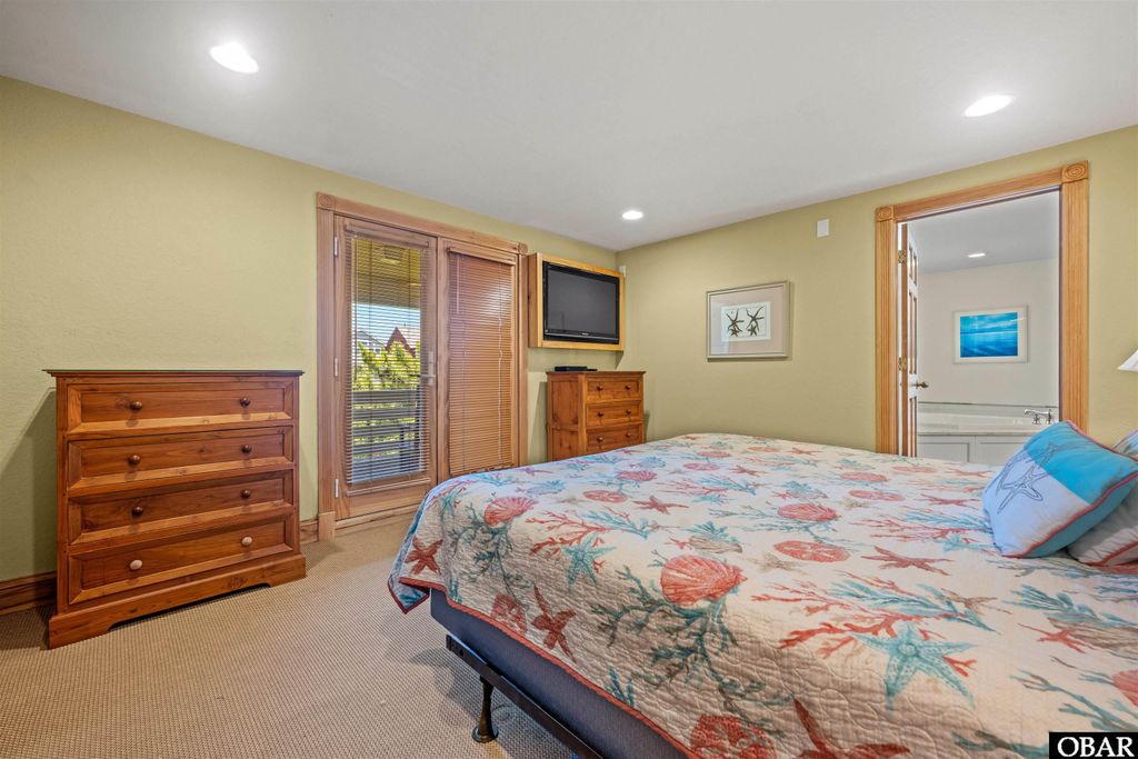 Image 30 of property listing at 5015 S Virginia Dare Trail Lot 5, Nags Head, NC 27959