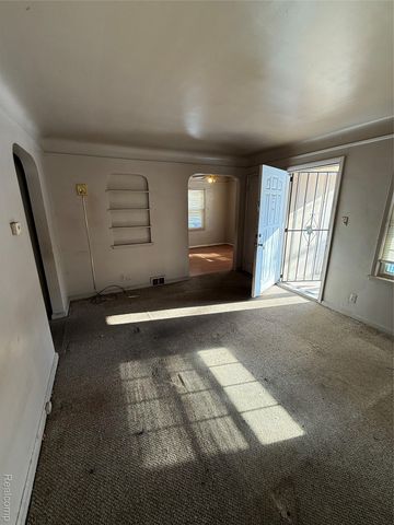 11617 Nottingham Road, Detroit, MI 48224