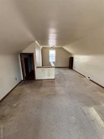 11617 Nottingham Road, Detroit, MI 48224