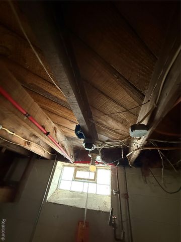 11617 Nottingham Road, Detroit, MI 48224