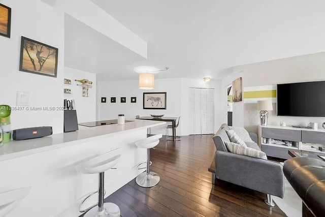1881 Washington Avenue 2g, Miami Beach, FL 33139