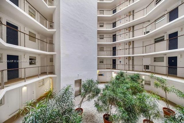 1881 Washington Avenue 2g, Miami Beach, FL 33139