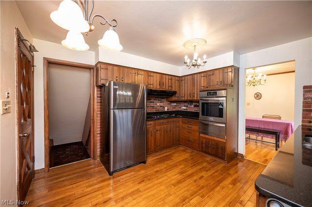 1498 Brantford Drive, Youngstown, OH 44509