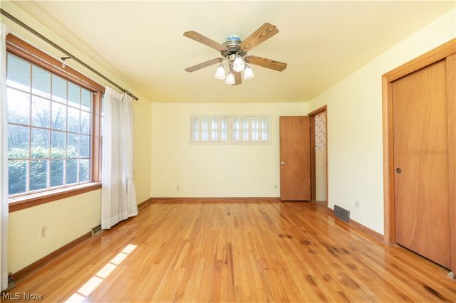 1498 Brantford Drive, Youngstown, OH 44509