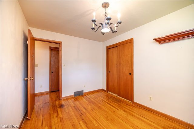 1498 Brantford Drive, Youngstown, OH 44509
