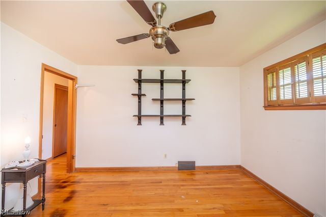 1498 Brantford Drive, Youngstown, OH 44509