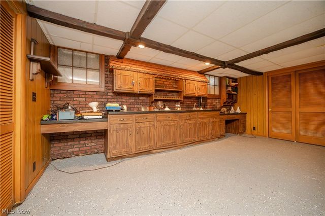 1498 Brantford Drive, Youngstown, OH 44509