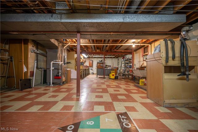 1498 Brantford Drive, Youngstown, OH 44509