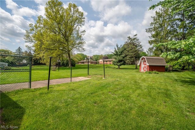 1498 Brantford Drive, Youngstown, OH 44509