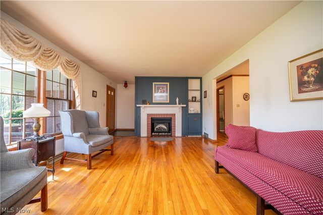 1498 Brantford Drive, Youngstown, OH 44509