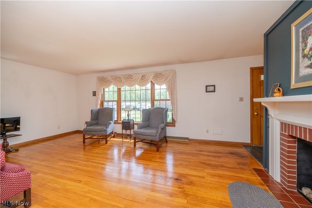 1498 Brantford Drive, Youngstown, OH 44509