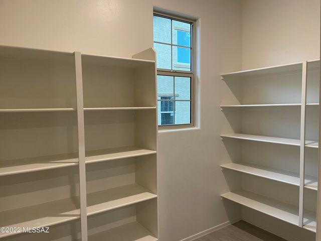 1123 E Descent Street, Tucson, AZ 85719