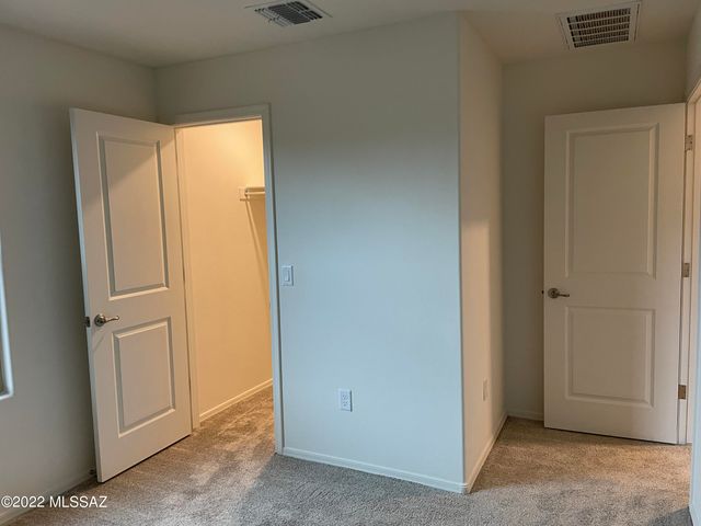 1123 E Descent Street, Tucson, AZ 85719