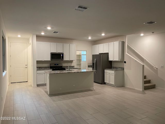 1123 E Descent Street, Tucson, AZ 85719