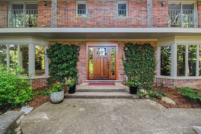 432 Riverview Drive, Ann Arbor, MI 48104